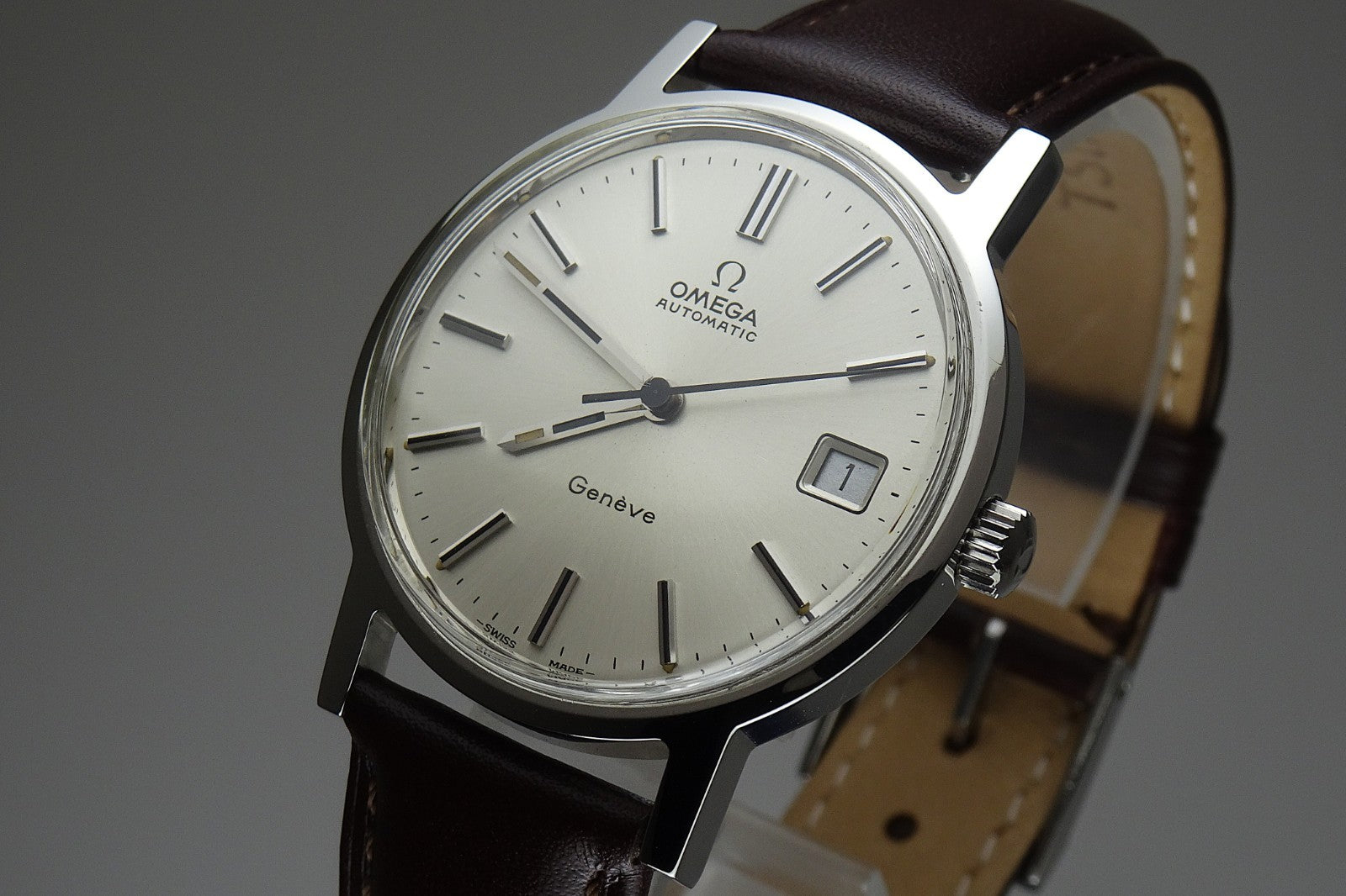 OMEGA Geneve cal.1012 Automatic.