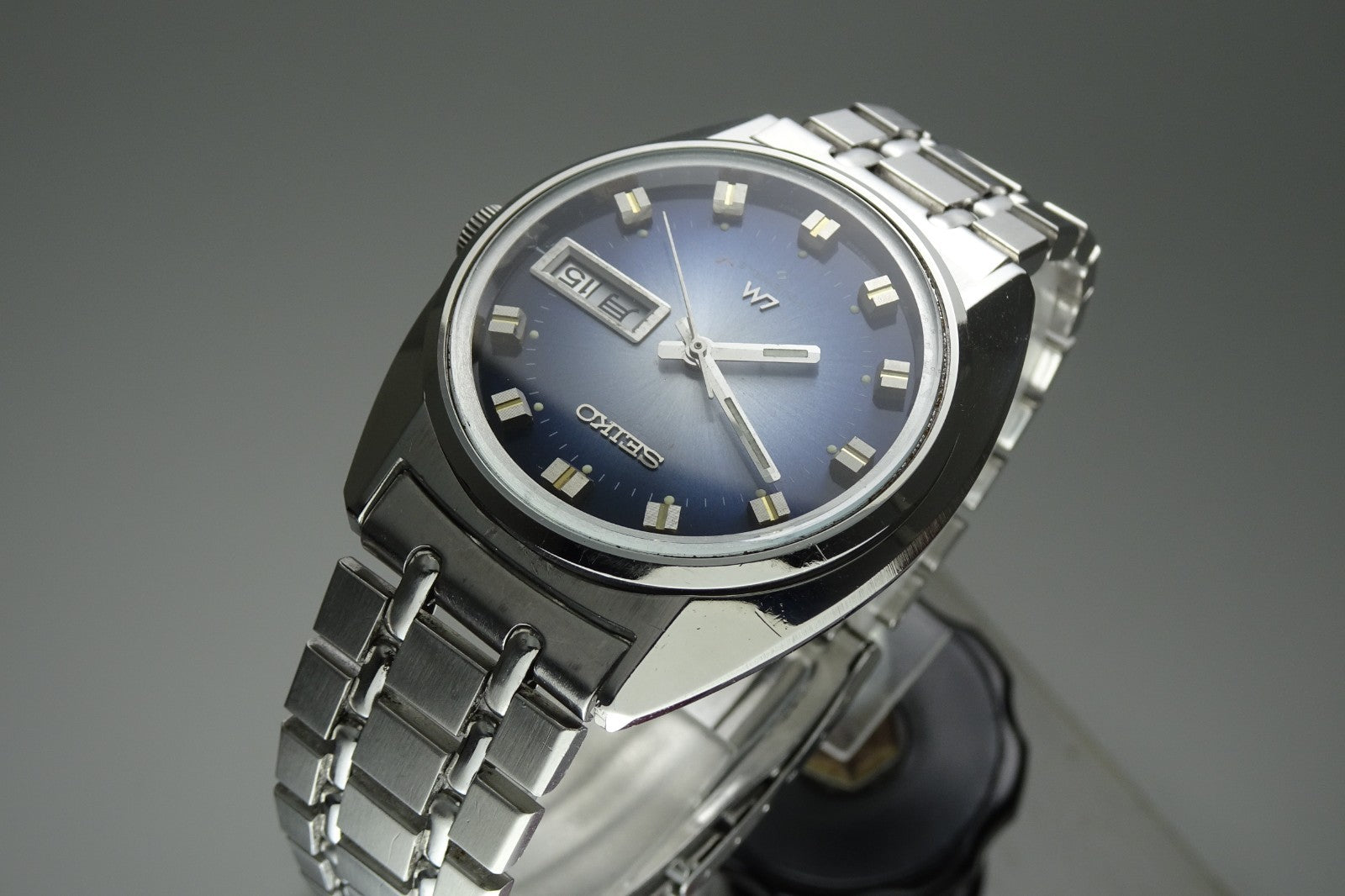 Vintage 1973 JAPAN SEIKO LORD MATIC WEEKDATER 5606-7231 25Jewels Automatic.