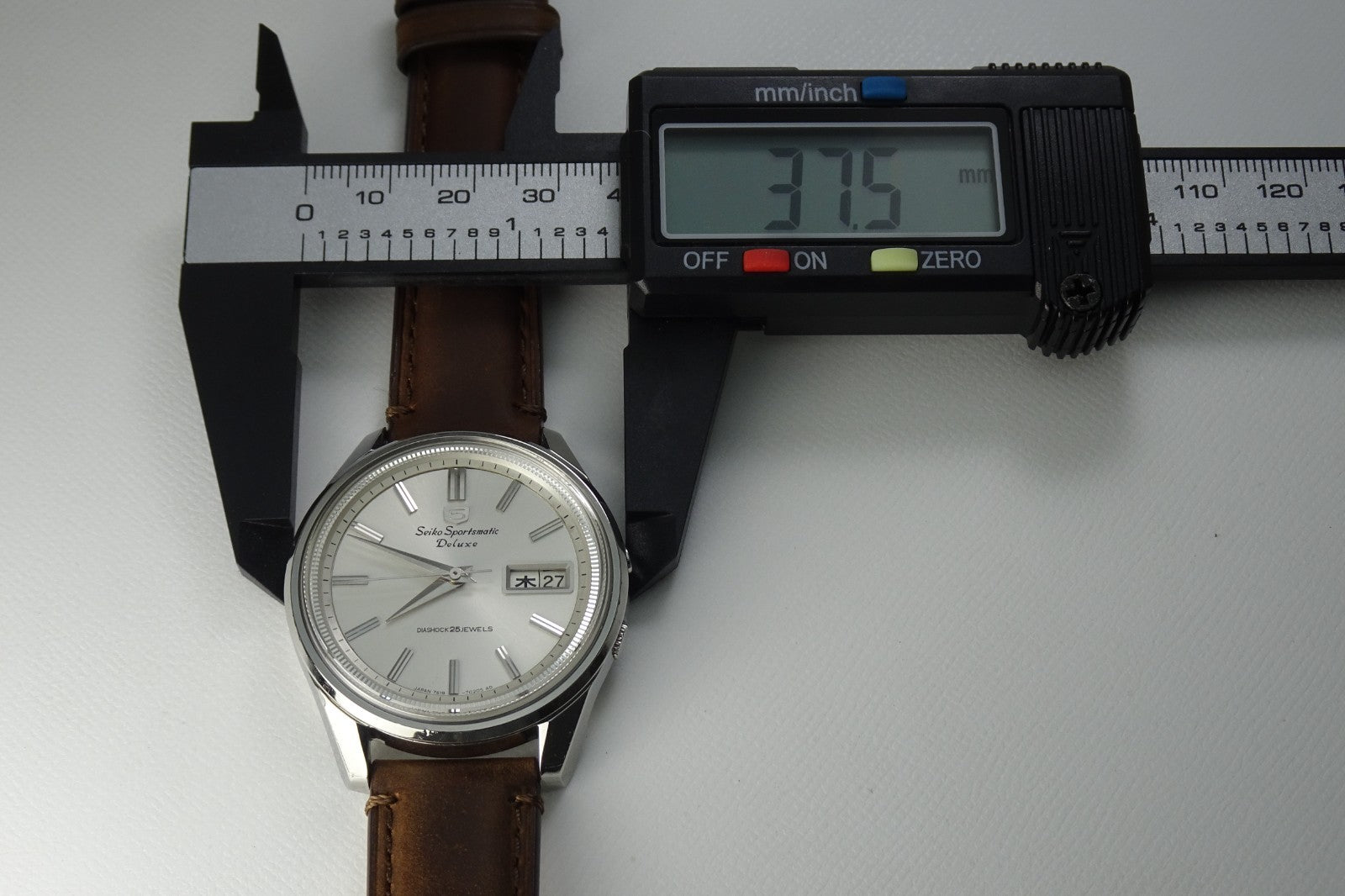 Vintage 1966 JAPAN SEIKO SPORTSMATIC5 DX 7619-7010 25Jewels Automatic.