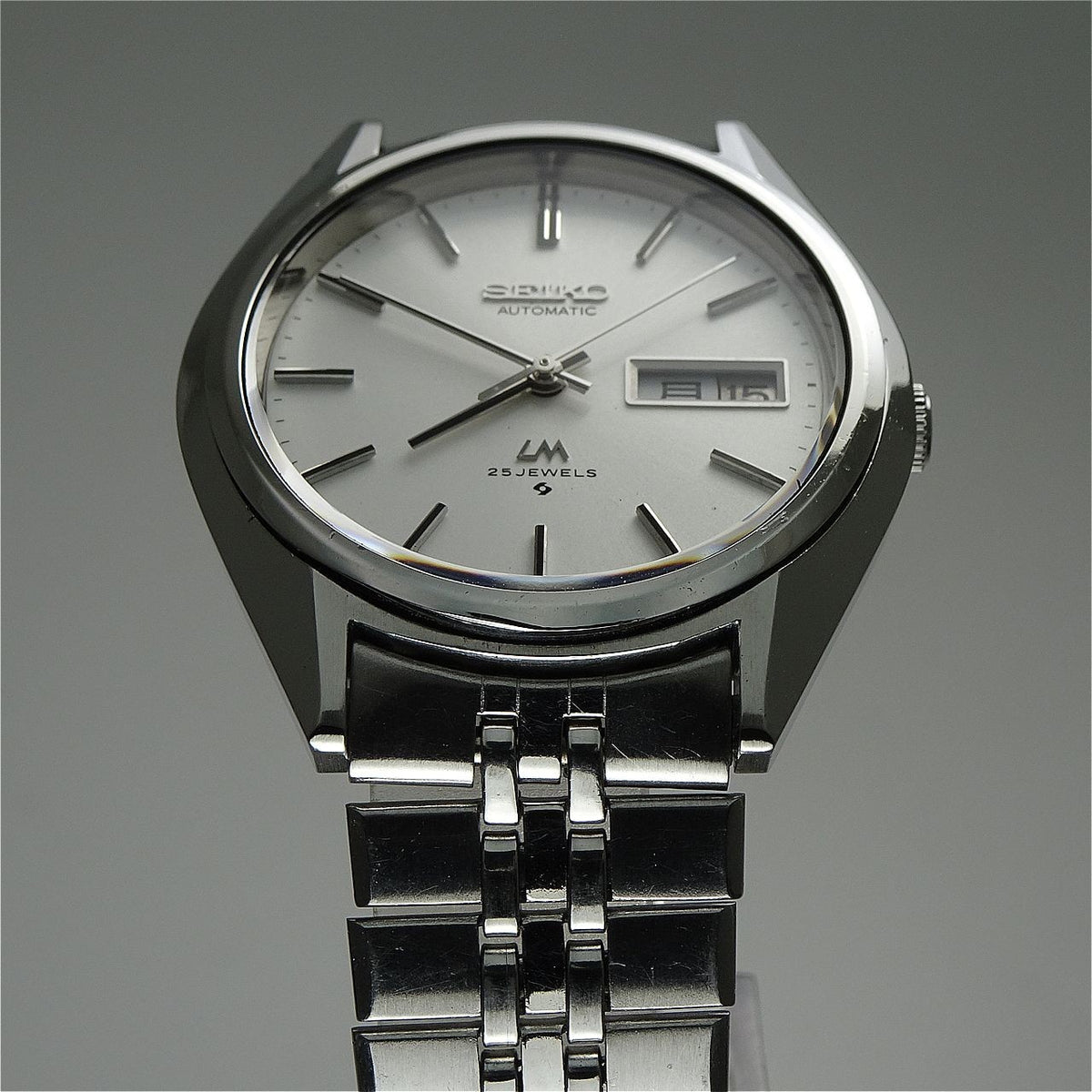 Serviced Vintage 1974 JAPAN SEIKO LORD MATIC WEEKDATER 5606-8030 25J Automatic.