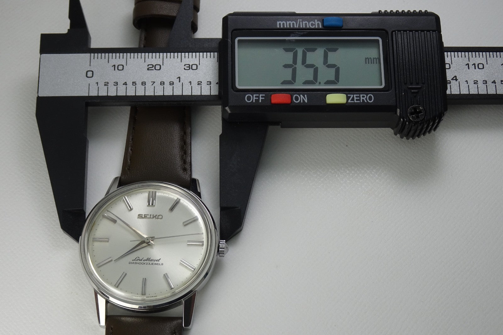 Vintage 1964 JAPAN SEIKO LORD MARVEL 5740-1990 23Jewels Hand-winding.