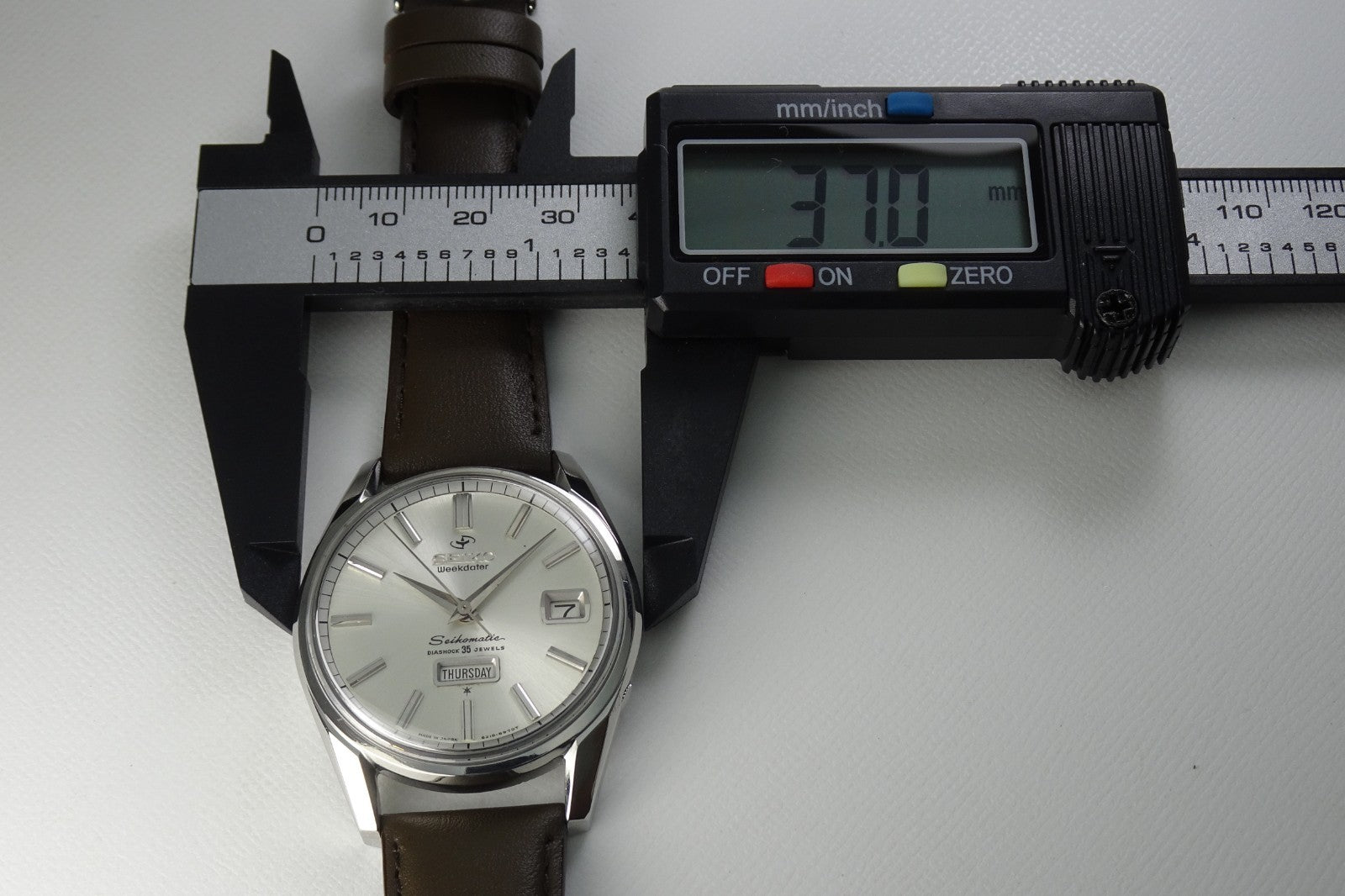 Vintage 1964 JAPAN SEIKO SEIKOMATIC WEEKDATER 6218-8970 35Jewels Automatic.