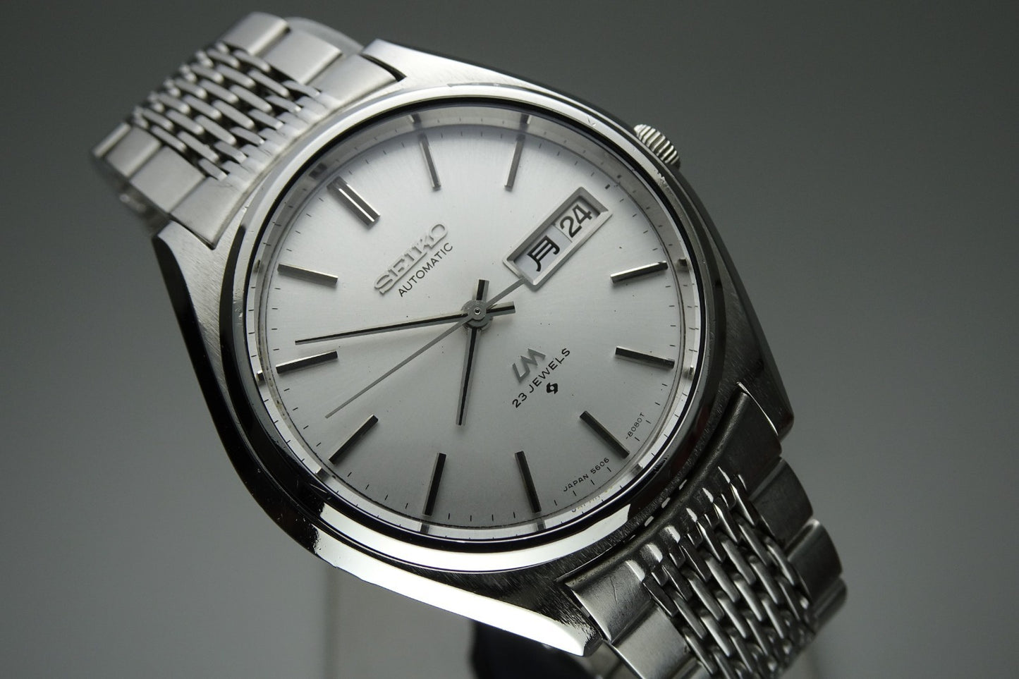 Vintage 1975 JAPAN SEIKO LORD MATIC WEEKDATER 5606-8051 23Jewels Automatic.