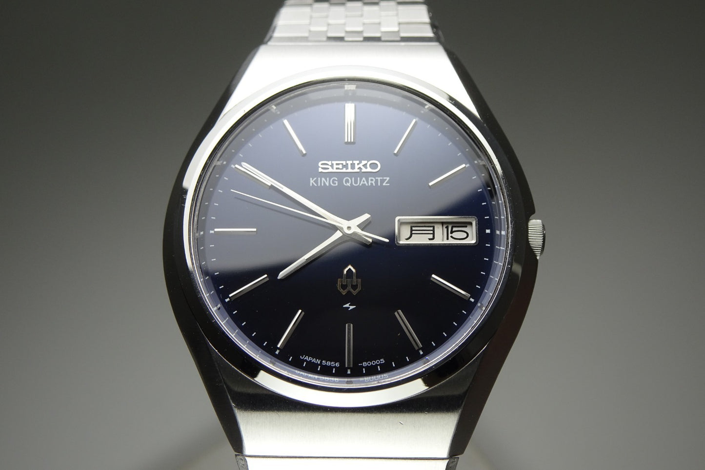 Vintage 1977 JAPAN SEIKO KING QUARTZ 5856-8000 8Jewels Quartz.