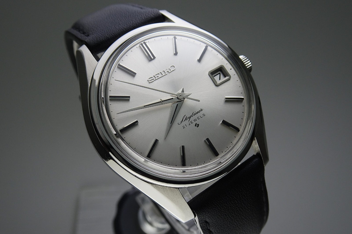 Serviced Vintage 1971 JAPAN SEIKO SKYLINER CALENDAR 6102-8000 21J Hand-winding.