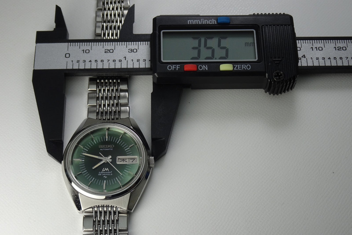 Vintage 1973 JAPAN SEIKO LORD MATIC SP WEEKDATER 5206-6110 25J Automatic.