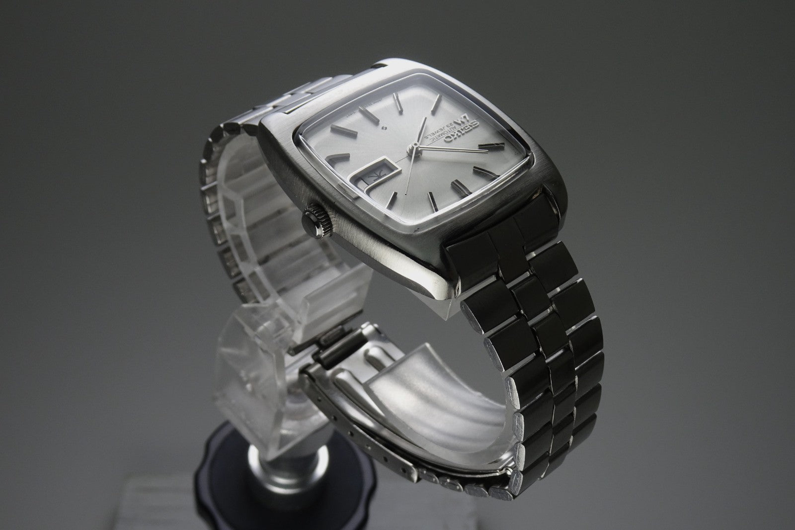 Vintage 1971 JAPAN SEIKO LORD MATIC WEEKDATER 5606-5040 23Jewels Automatic.